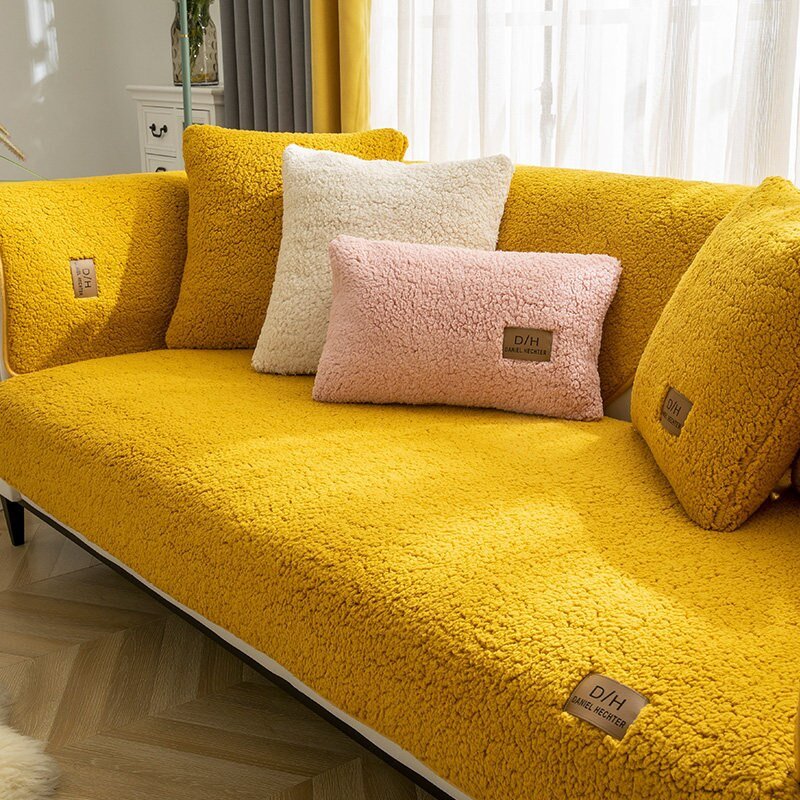 PlüschSchild™ All-round plush comfort cover 1