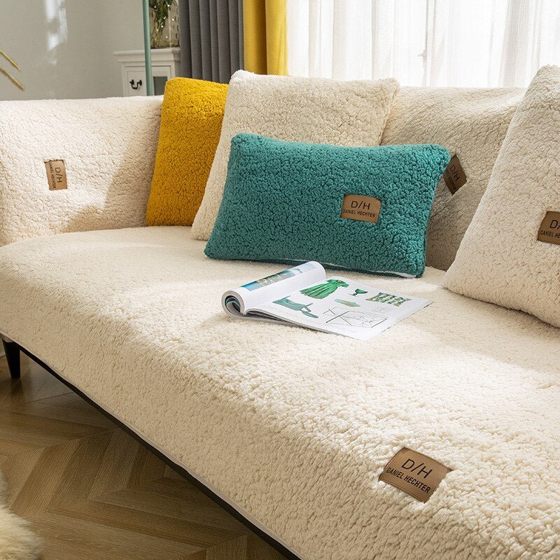 PlüschSchild™ All-round plush comfort cover 4