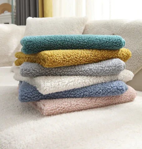 PlüschSchild™ All-round plush comfort cover 7