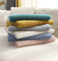PlüschSchild™ All-round plush comfort cover 7