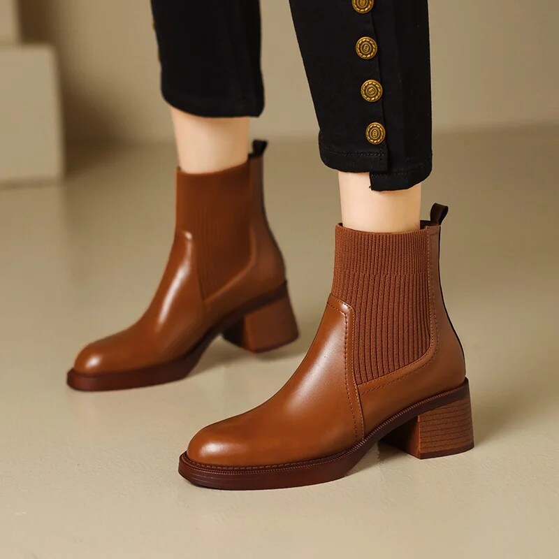 UrbaneStürmer™ Elegante Stiefel mit ganztägigem Komfort